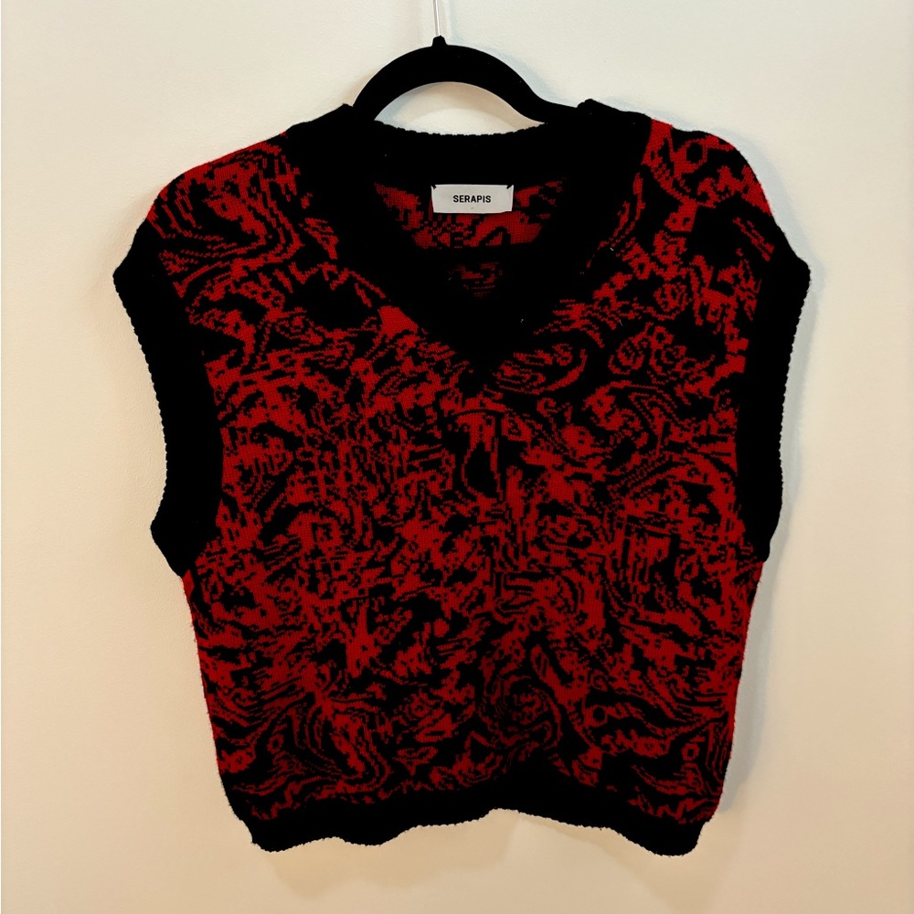 Serapis sweater vest, could be unisex and great for layering. Small/medium